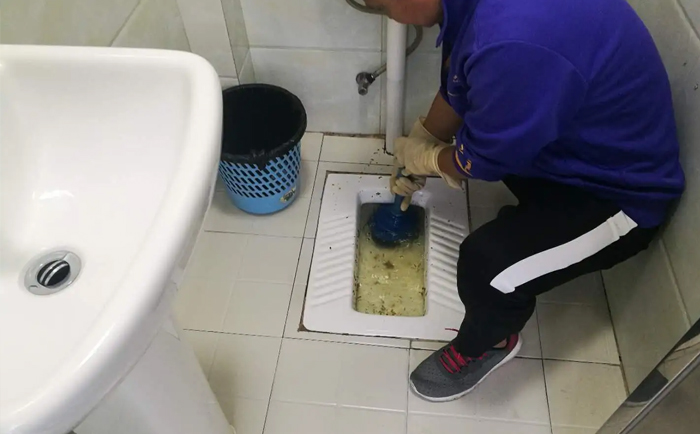 左贡疏通蹲坑